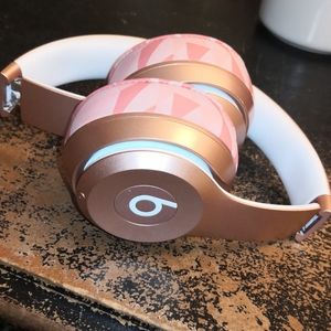 Beats Solo wireless headphones